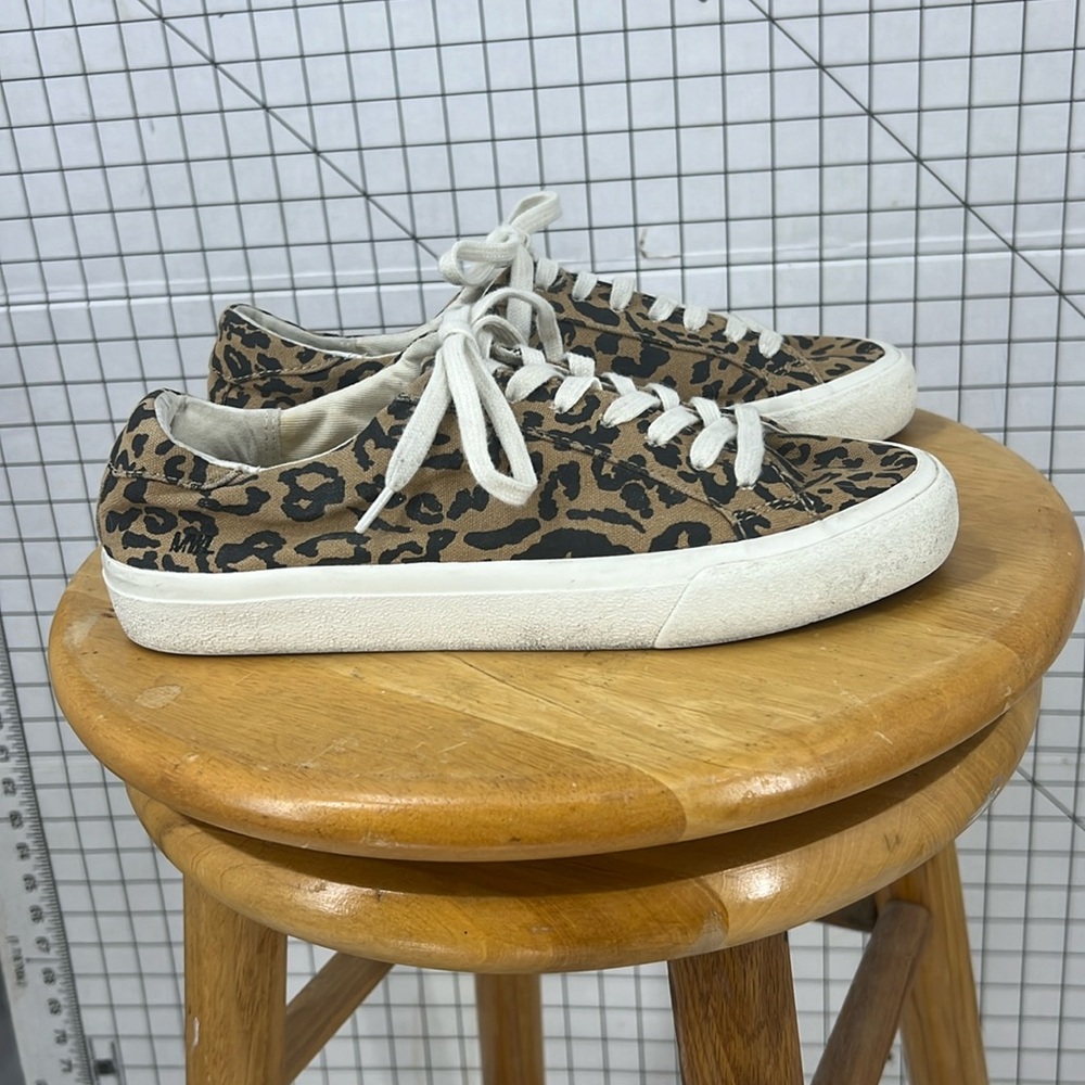 Madewell leopard print canvas unisex sneaker W7.5 M6